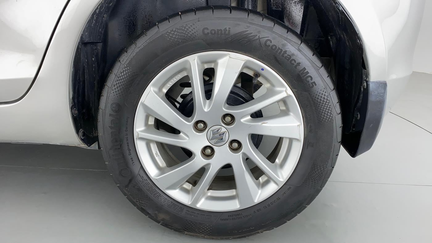 2014 Maruti Swift ZDI, Diesel, Manual, 65,223 km, Left Rear Wheel