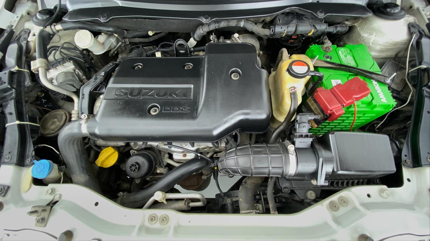 2014 Maruti Swift ZDI, Diesel, Manual, 65,223 km, Open Bonet