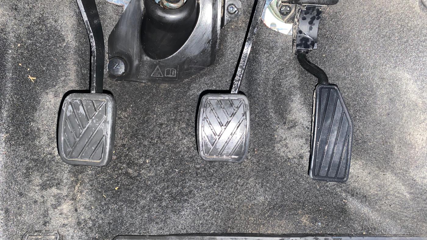 2022 Maruti IGNIS ZETA 1.2, Petrol, Manual, 39,824 km, Pedals