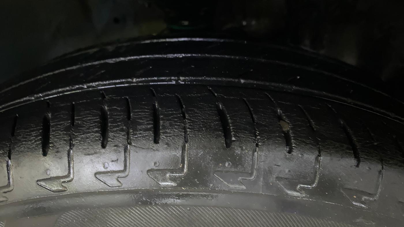 2022 Maruti IGNIS ZETA 1.2, Petrol, Manual, 39,824 km, Right Front Tyre Tread