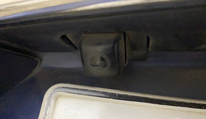 2018 Maruti Ciaz ALPHA 1.5 SHVS PETROL, Petrol, Manual, 82,251 km, Parking Camera