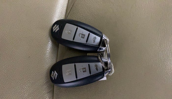 2018 Maruti Ciaz ALPHA 1.5 SHVS PETROL, Petrol, Manual, 82,251 km, Key Close Up