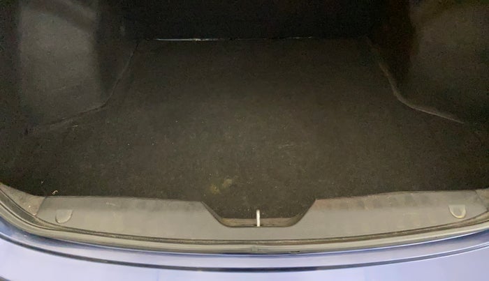 2018 Maruti Ciaz ALPHA 1.5 SHVS PETROL, Petrol, Manual, 82,251 km, Boot Inside