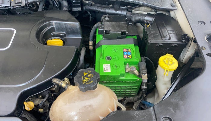 2017 Jeep Compass LONGITUDE (O) 2.0 DIESEL, Diesel, Manual, 68,398 km, Engine View - Left