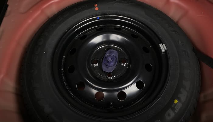 2025 Maruti Swift VXi (O) AMT, Petrol, Automatic, 2,472 km, Spare Tyre