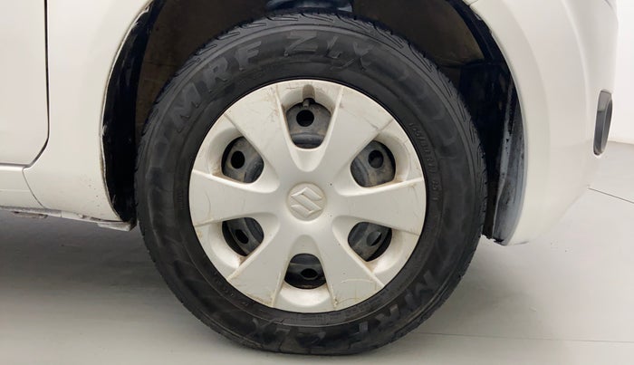 2011 Maruti Ritz VXI, Petrol, Manual, 35,952 km, Right Front Wheel