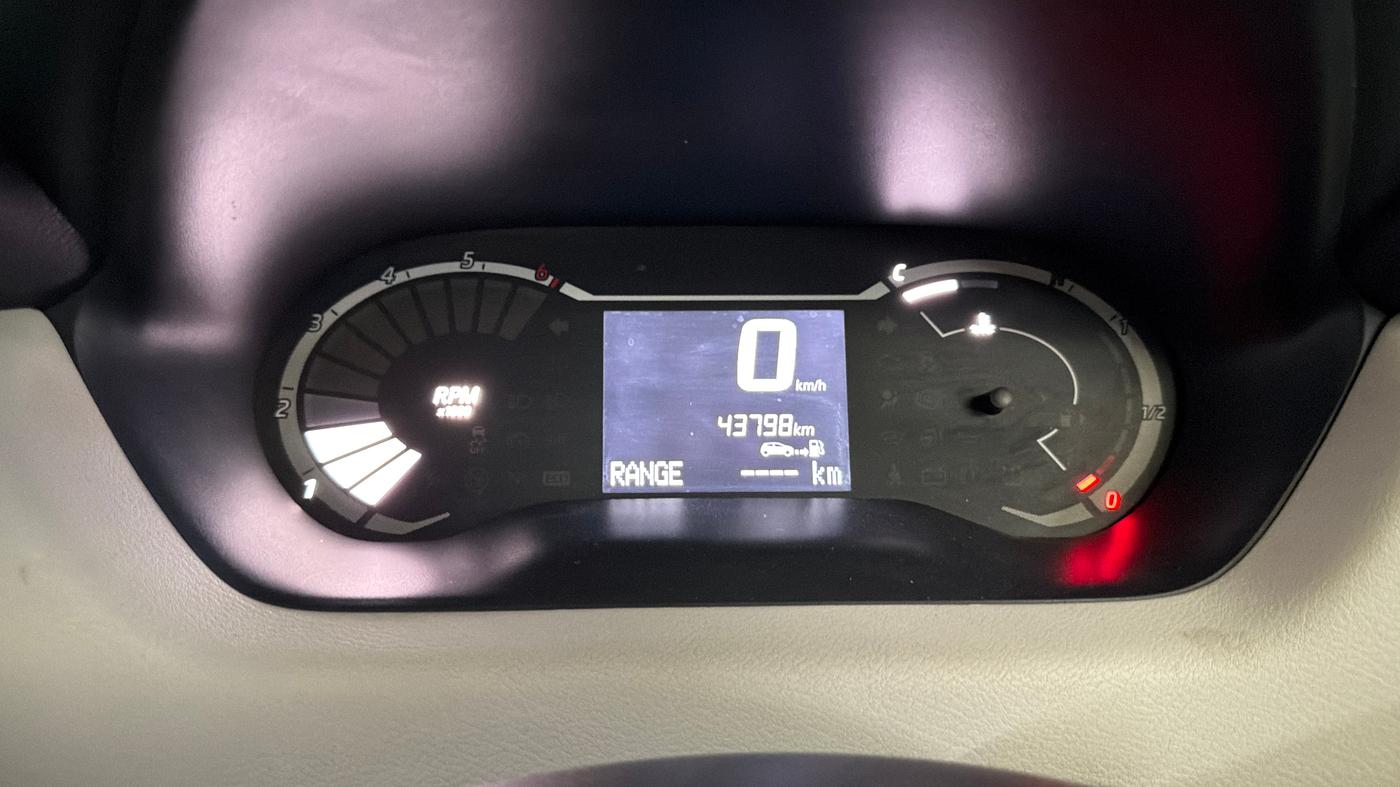 2022 Nissan MAGNITE XL, Petrol, Manual, 43,785 km, Odometer Image
