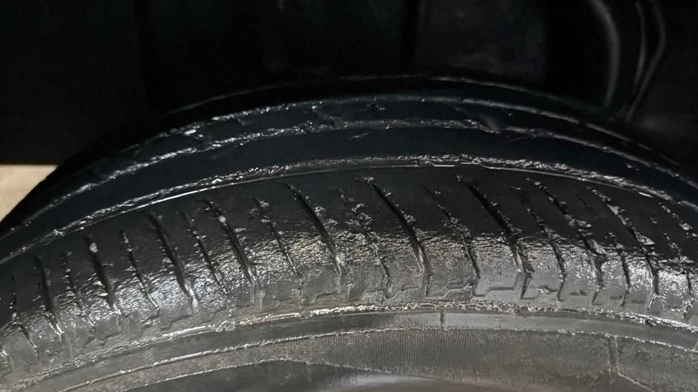 2022 Nissan MAGNITE XL, Petrol, Manual, 43,785 km, Right Rear Tyre Tread