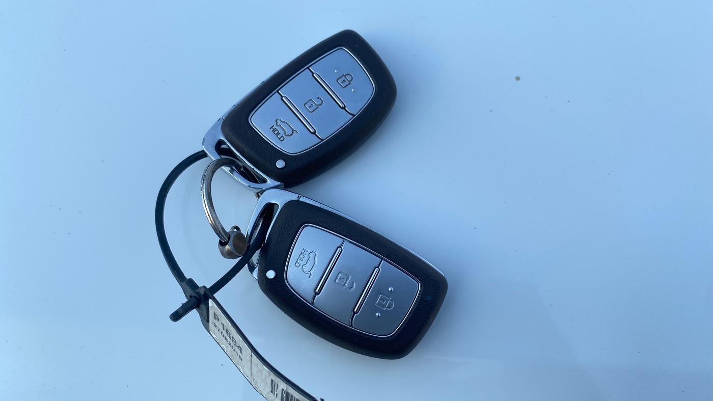 2019 Hyundai Elite i20 ASTA 1.2 (O), Petrol, Manual, 72,110 km, Key Close Up