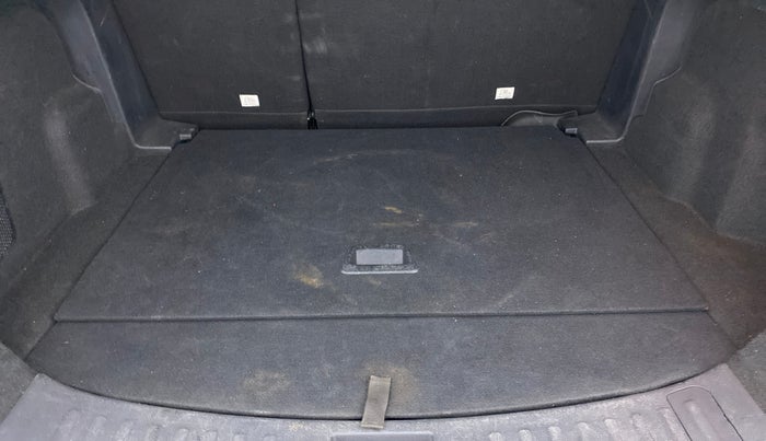 2019 Tata Harrier XZ 2.0L DARK EDITION, Diesel, Manual, 93,942 km, Boot Inside