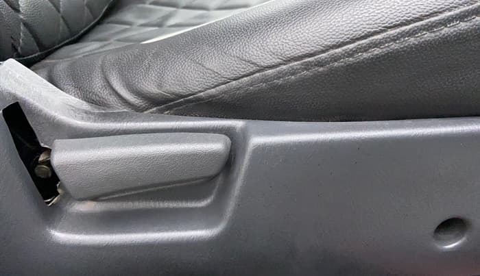 2019 Maruti Alto K10 VXI P, Petrol, Manual, 9,378 km, Driver Side Adjustment Panel