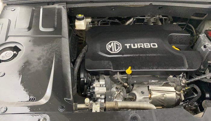 2022 MG HECTOR PLUS SHARP 2.0 DIESEL TURBO MT 6-STR, Diesel, Manual, 40,471 km, Engine View - Right