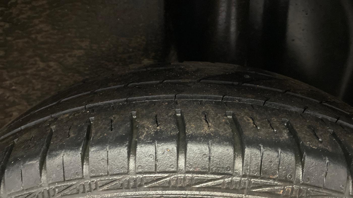 2021 Volkswagen Polo TRENDLINE 1.0L, Petrol, Manual, 26,862 km, Left Rear Tyre Tread