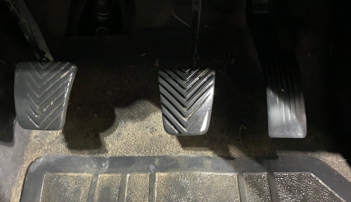 2017 Hyundai Elite i20 SPORTZ 1.2, Petrol, Manual, 1,17,819 km, Pedals