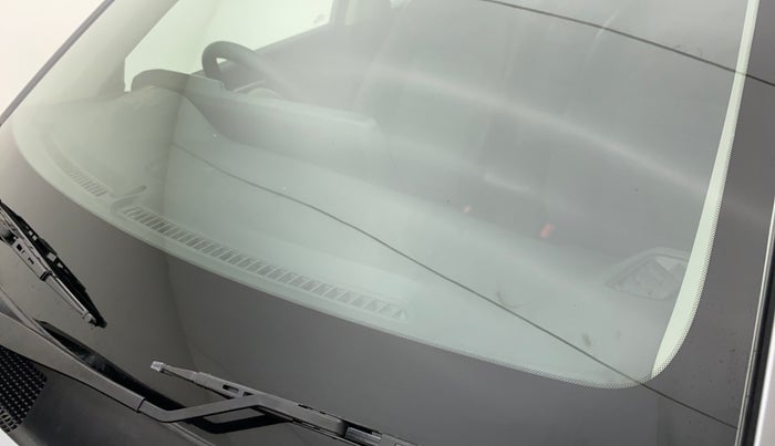 2022 KIA SONET HTK PLUS 1.0 IMT, Petrol, Manual, 16,989 km, Front windshield - Minor spot on windshield