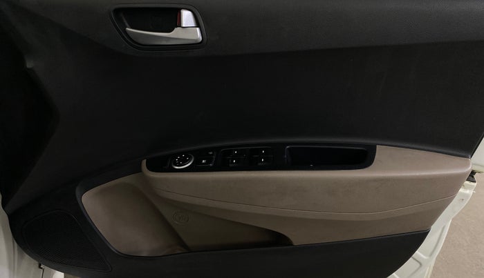 2015 Hyundai Grand i10 SPORTZ 1.2 KAPPA VTVT, Petrol, Manual, 50,768 km, Driver Side Door Panels Control