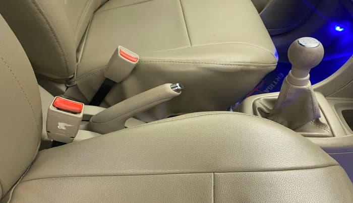 2017 Maruti Ertiga ZDI SHVS, Diesel, Manual, 56,826 km, Gear Lever