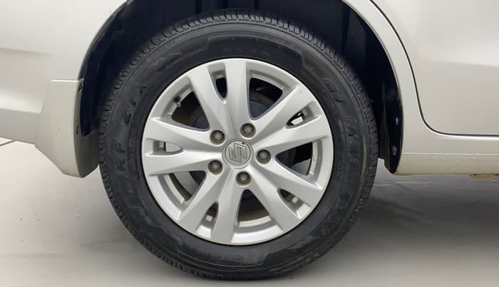 2017 Maruti Ertiga ZDI SHVS, Diesel, Manual, 56,826 km, Right Rear Wheel