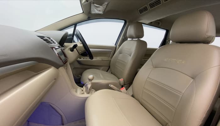 2017 Maruti Ertiga ZDI SHVS, Diesel, Manual, 56,826 km, Right Side Front Door Cabin