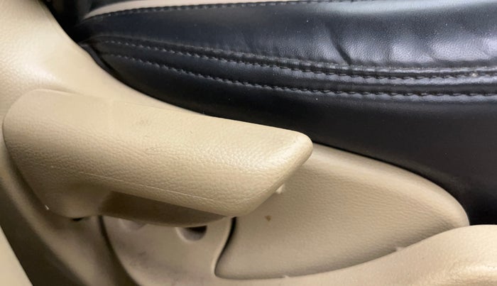 2015 Honda Amaze 1.2L I-VTEC S, Petrol, Manual, 66,525 km, Driver Side Adjustment Panel