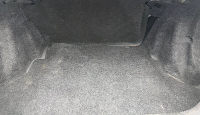 2015 Honda Amaze 1.2L I-VTEC S, Petrol, Manual, 66,525 km, Boot Inside