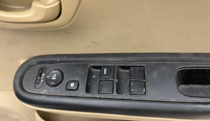2015 Honda Amaze 1.2L I-VTEC S, Petrol, Manual, 66,525 km, Driver Side Door Panels Control