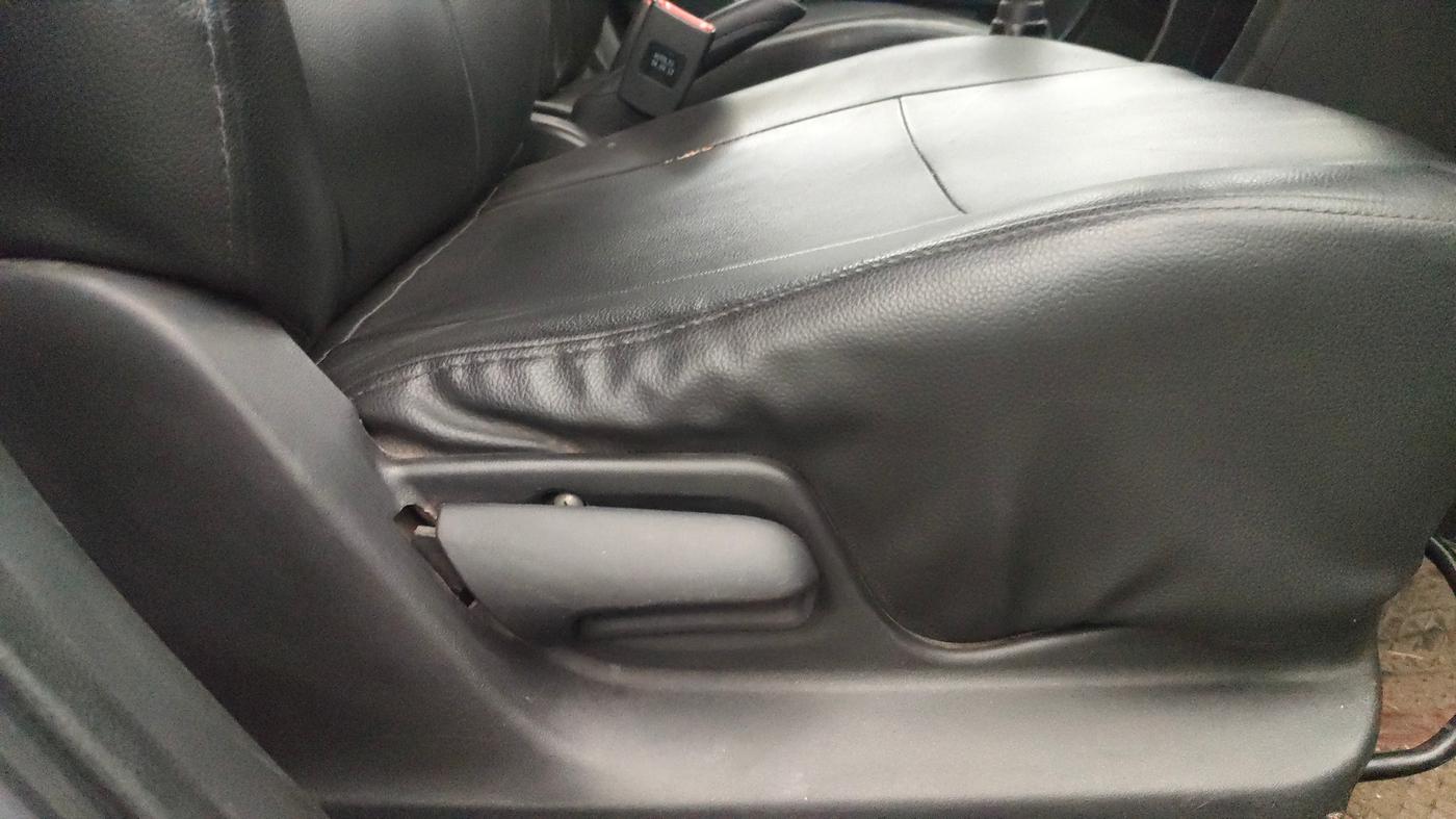 2013 Maruti Swift VXI, Petrol, Manual, 50,723 km, Driver Side Adjustment Panel