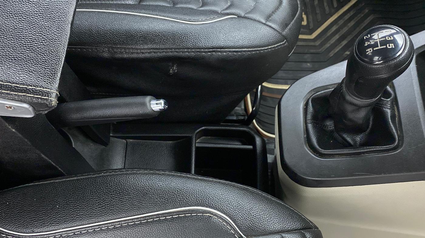 2020 Maruti New Wagon-R VXI 1.2L, Petrol, Manual, 19,853 km, Gear Lever