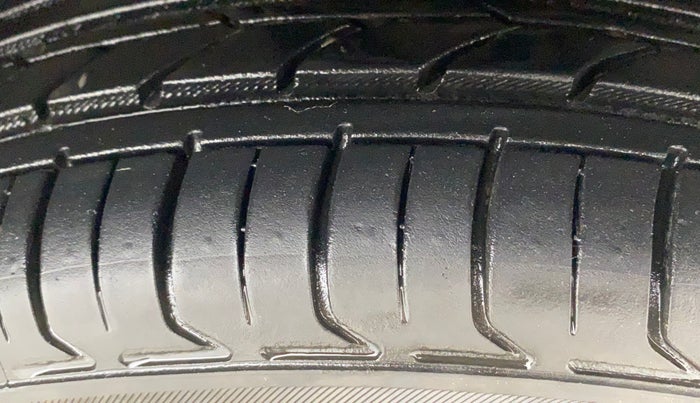 2018 Tata Tiago XZA PETROL, Petrol, Automatic, 42,438 km, Right Front Tyre Tread