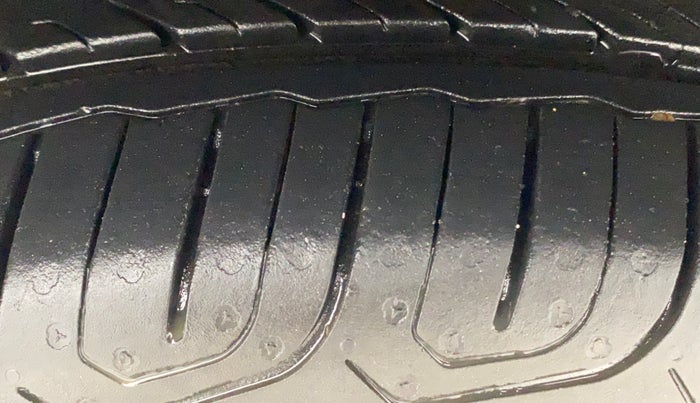 2018 Tata Tiago XZA PETROL, Petrol, Automatic, 42,438 km, Right Rear Tyre Tread