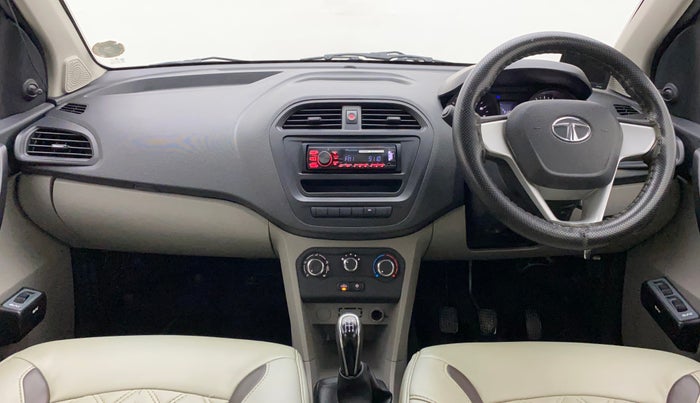 2017 Tata Tiago XE PETROL, Petrol, Manual, 71,260 km, Dashboard