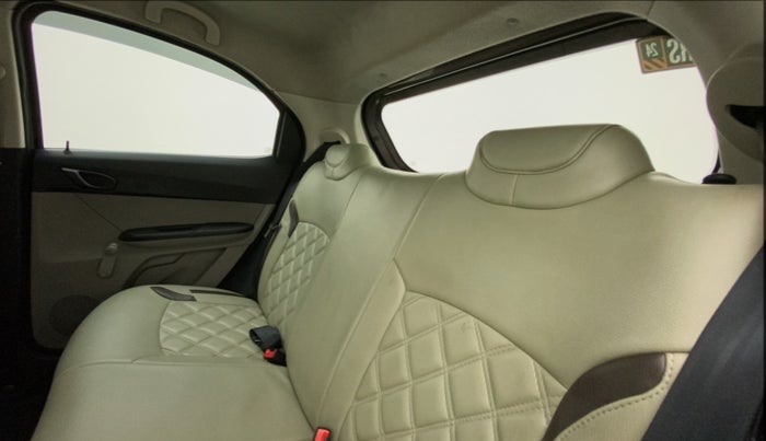 2017 Tata Tiago XE PETROL, Petrol, Manual, 71,260 km, Right Side Rear Door Cabin
