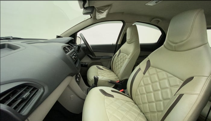 2017 Tata Tiago XE PETROL, Petrol, Manual, 71,260 km, Right Side Front Door Cabin
