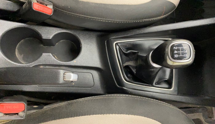 2015 Hyundai Elite i20 SPORTZ 1.2 (O), Petrol, Manual, 78,588 km, Gear Lever