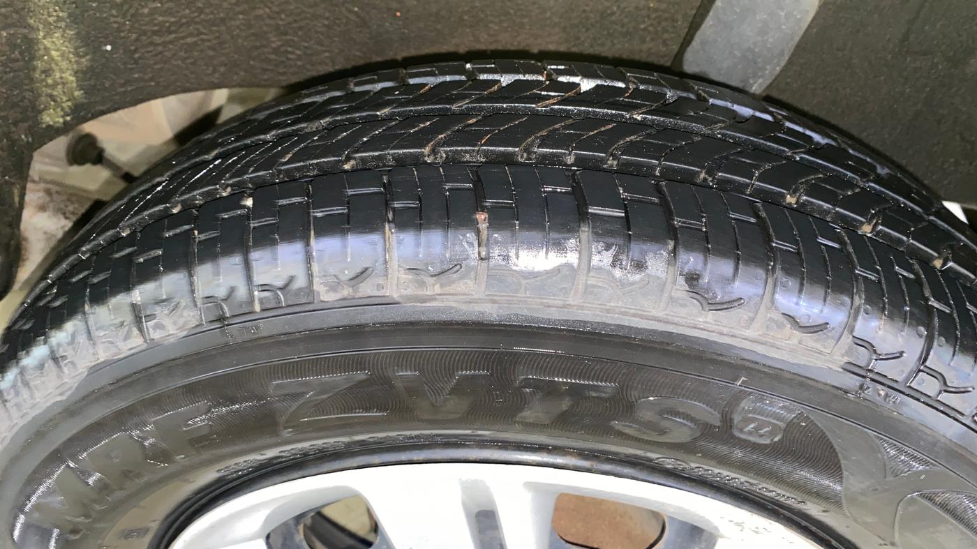 2016 Datsun Redi Go T (O), Petrol, Manual, 48,543 km, Left Rear Tyre Tread