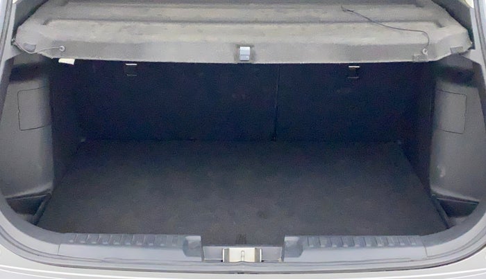 2022 Toyota URBAN CRUISER HIGH GRADE AT, Petrol, Automatic, 15,313 km, Boot Inside