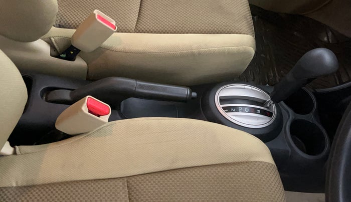 2014 Honda Brio VX AT, Petrol, Automatic, 65,567 km, Gear Lever