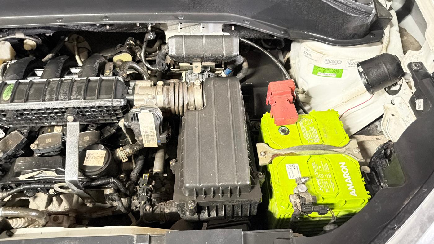 2023 Tata PUNCH PURE MT, Petrol, Manual, 27,447 km, Engine View - Left
