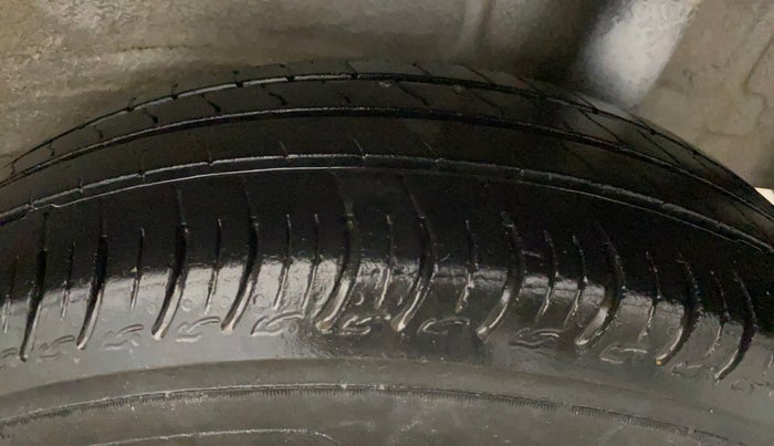 2022 Maruti New Wagon-R VXI CNG 1.0, CNG, Manual, 28,105 km, Left Rear Tyre Tread