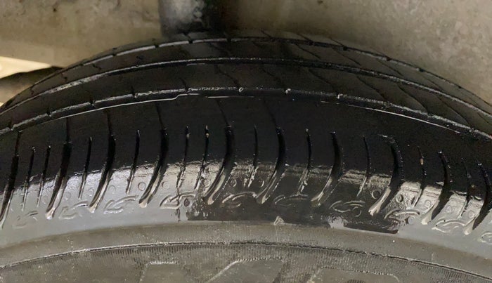 2022 Maruti New Wagon-R VXI CNG 1.0, CNG, Manual, 28,105 km, Right Rear Tyre Tread