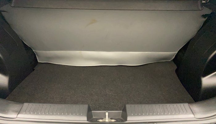 2022 Maruti Baleno DELTA PETROL 1.2, Petrol, Manual, 7,738 km, Boot Inside