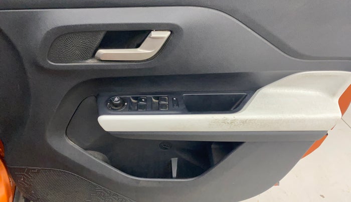 2023 Tata PUNCH CREATIVE  AMT, Petrol, Automatic, 21,477 km, Driver Side Door Panels Control