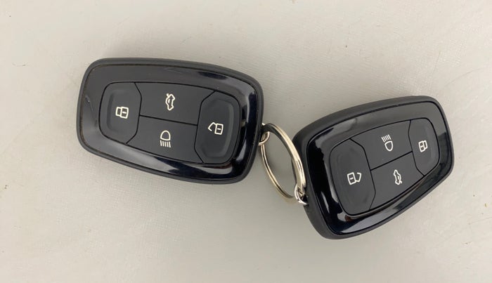 2023 Tata PUNCH CREATIVE  AMT, Petrol, Automatic, 21,477 km, Key Close Up