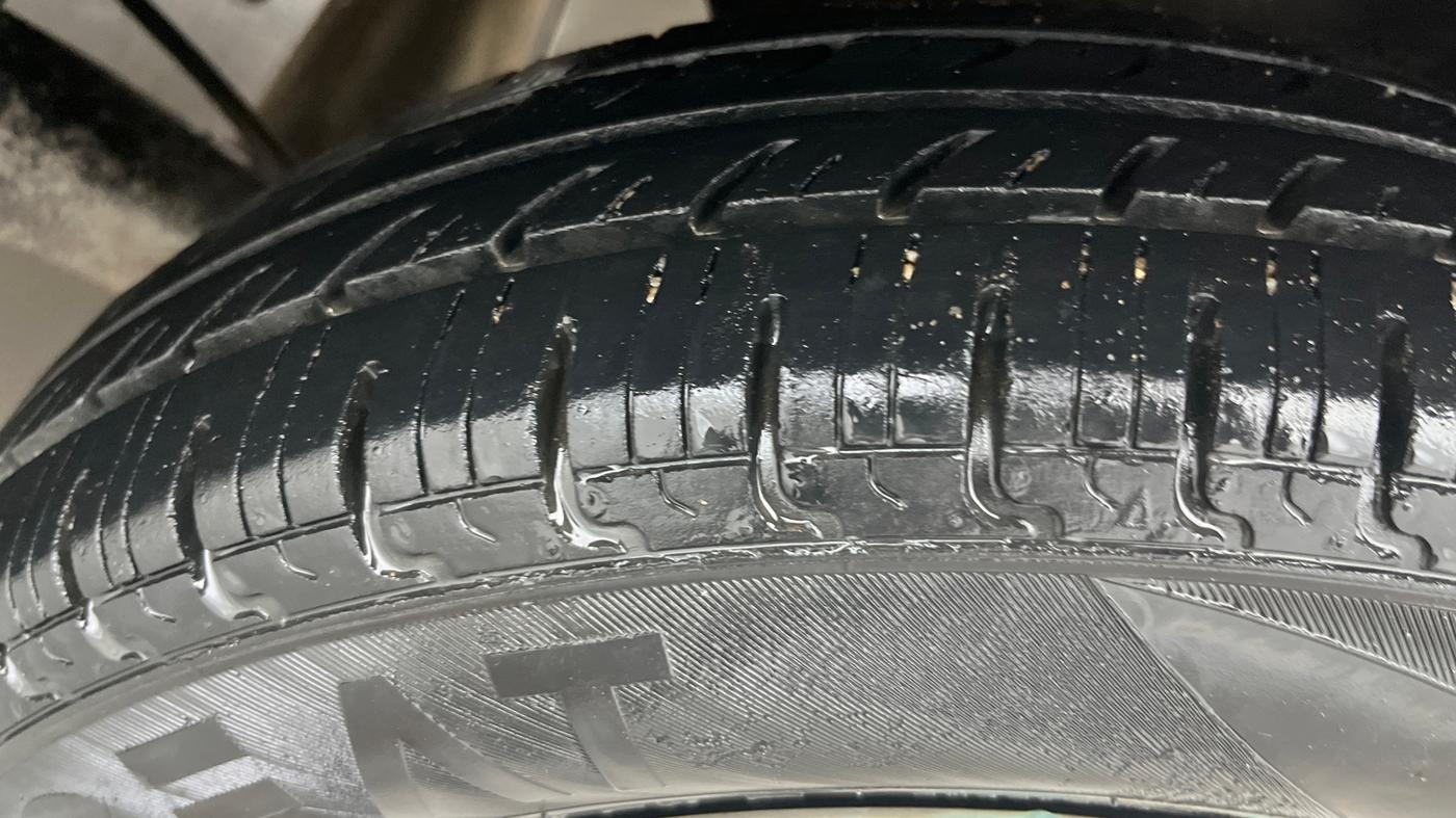 2017 Renault Kwid RXL, Petrol, Manual, 45,156 km, Left Rear Tyre Tread