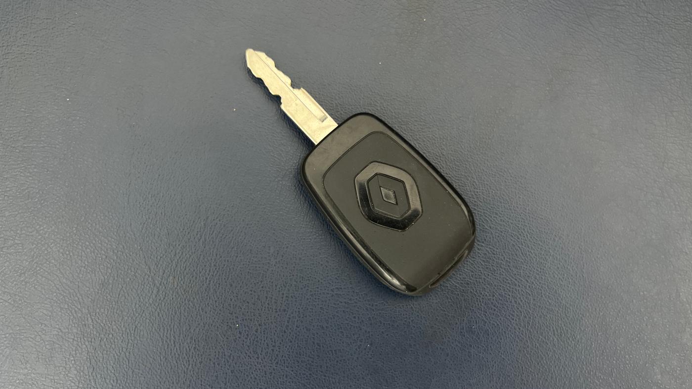 2017 Renault Kwid RXL, Petrol, Manual, 45,156 km, Key Close Up