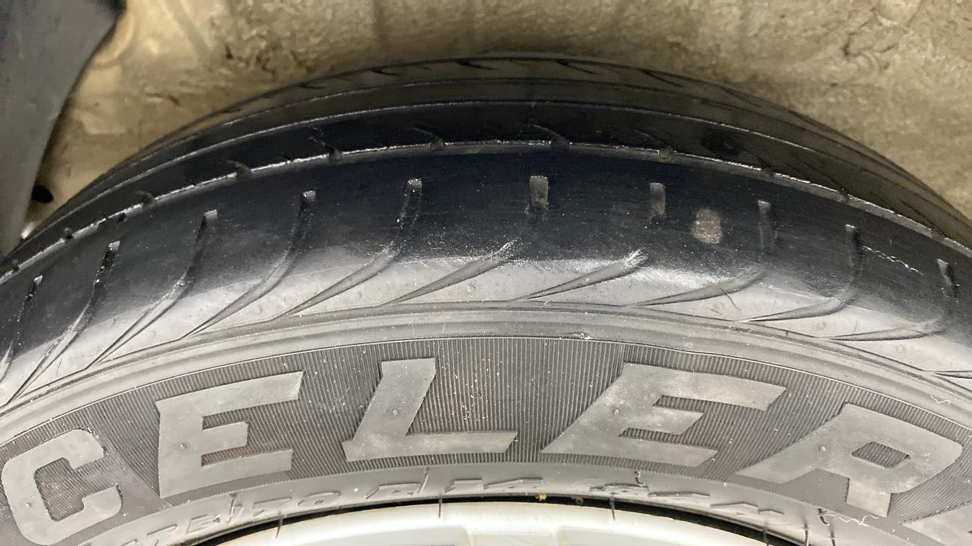 2009 Hyundai i20 MAGNA 1.2 VTVT, Petrol, Manual, 83,421 km, Right Rear Tyre Tread