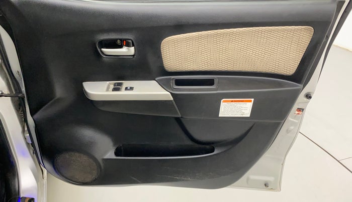 2018 Maruti Wagon R 1.0 LXI CNG, CNG, Manual, 99,782 km, Driver Side Door Panels Control