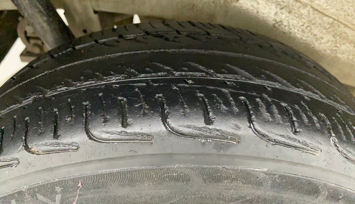 2018 Maruti Wagon R 1.0 LXI CNG, CNG, Manual, 99,782 km, Right Rear Tyre Tread