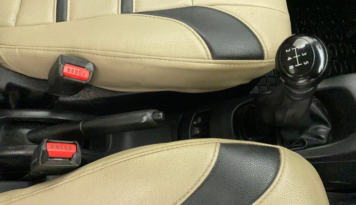 2018 Maruti Wagon R 1.0 LXI CNG, CNG, Manual, 99,782 km, Gear Lever