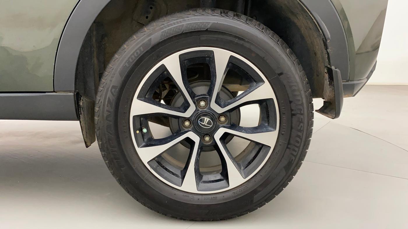 2020 Tata NEXON XZA PLUS PETROL DUAL TONE, Petrol, Automatic, 59,649 km, Left Rear Wheel